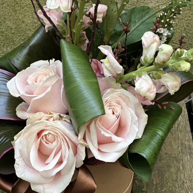 Simply lovely Hatbox